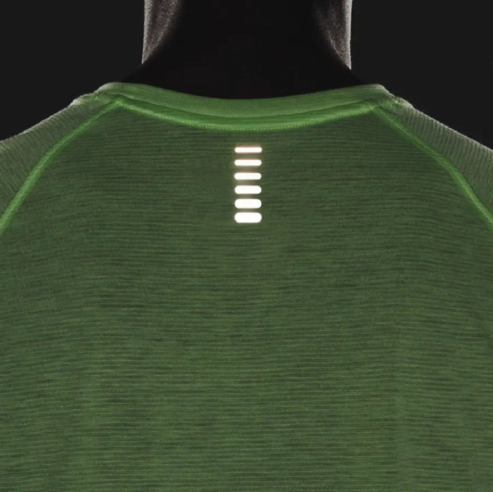 UNDER-ARMOUR-Streaker-SS-abbigliamento-da-running-uomo-verde